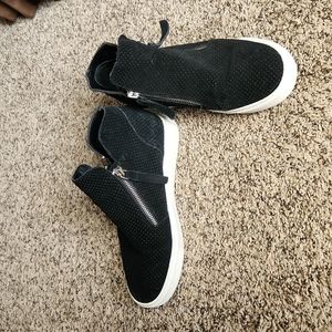 Steve Madden hidden wedge zipper black Suede shoes shoes women's size 7